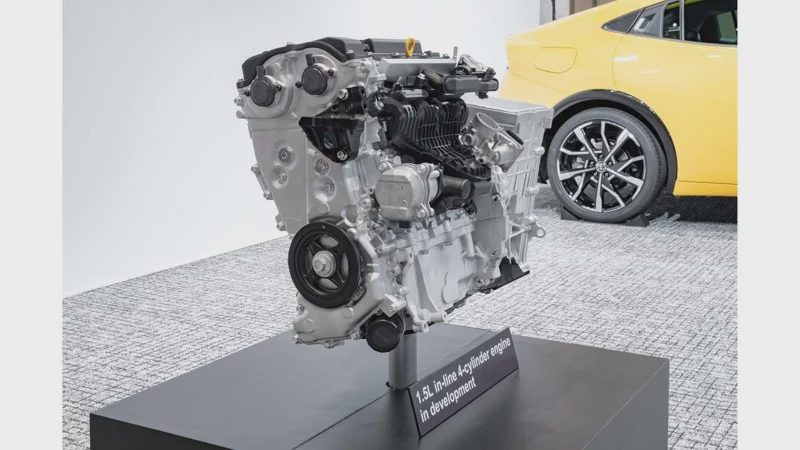1.5升直列四缸引擎 (1.5L In-line 4-cylinder Engine)